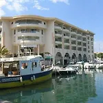 Du Port Borghese דירה *