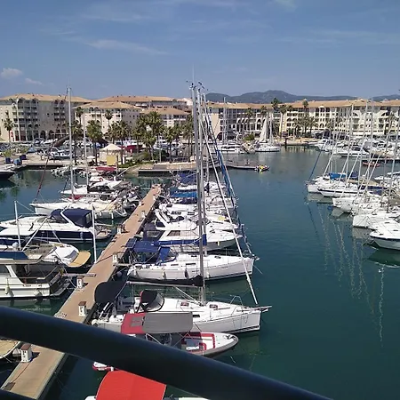 Du Port Borghese Διαμέρισμα Fréjus